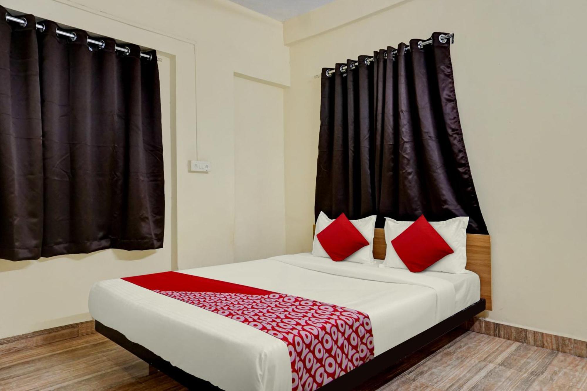 Oyo Kings Hotel Katunayaka Eksteriør billede